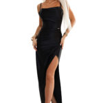 483-7 DIANE satynowa długa suknia z rozcięciem na nogę - CZARNA